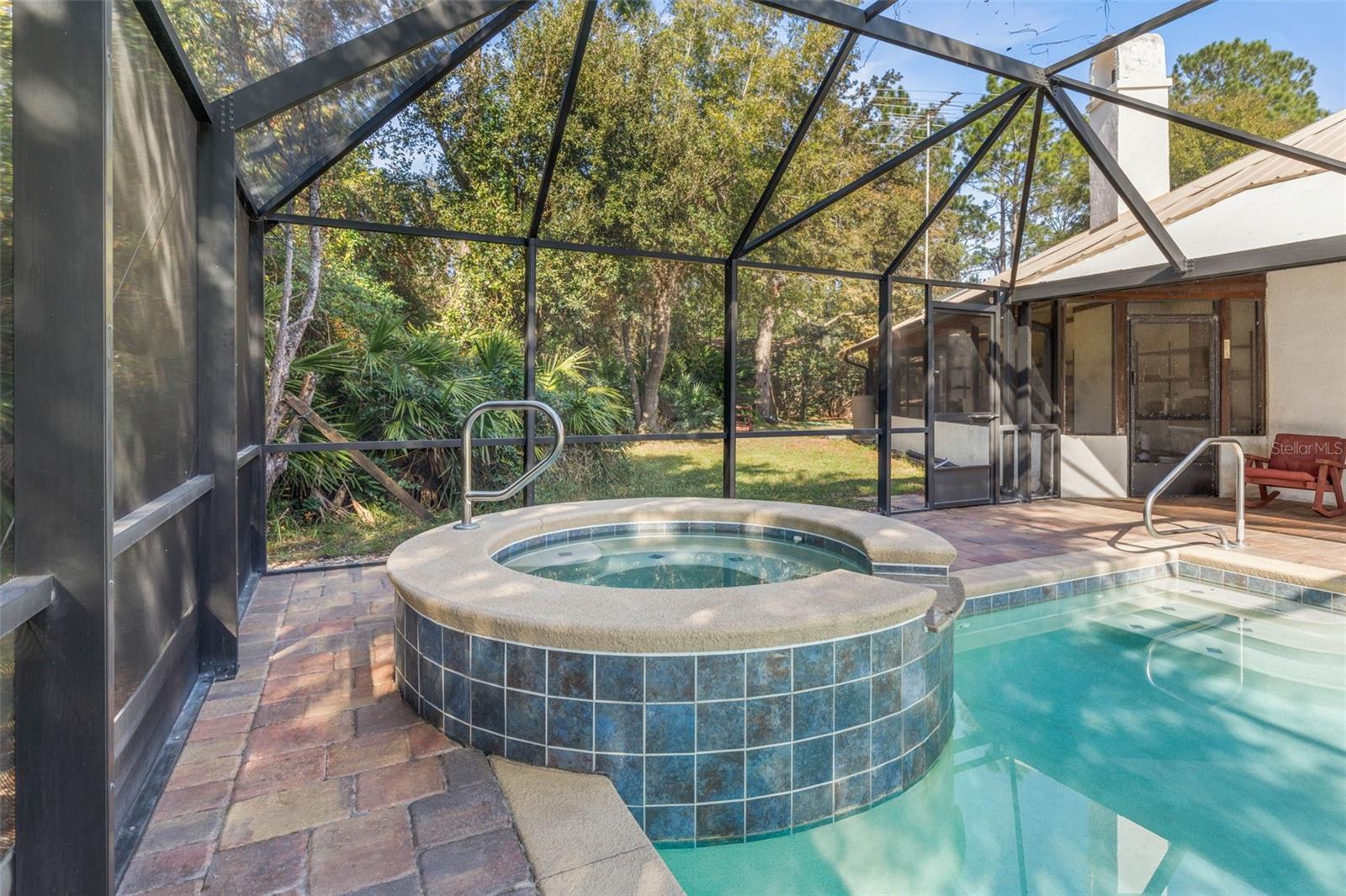 39 BRONSON LN