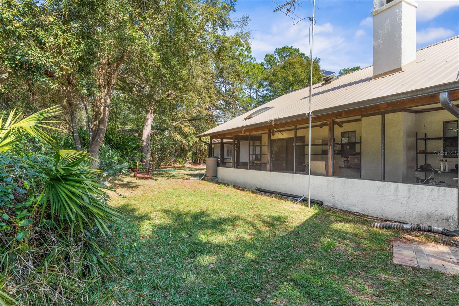 39 BRONSON LN