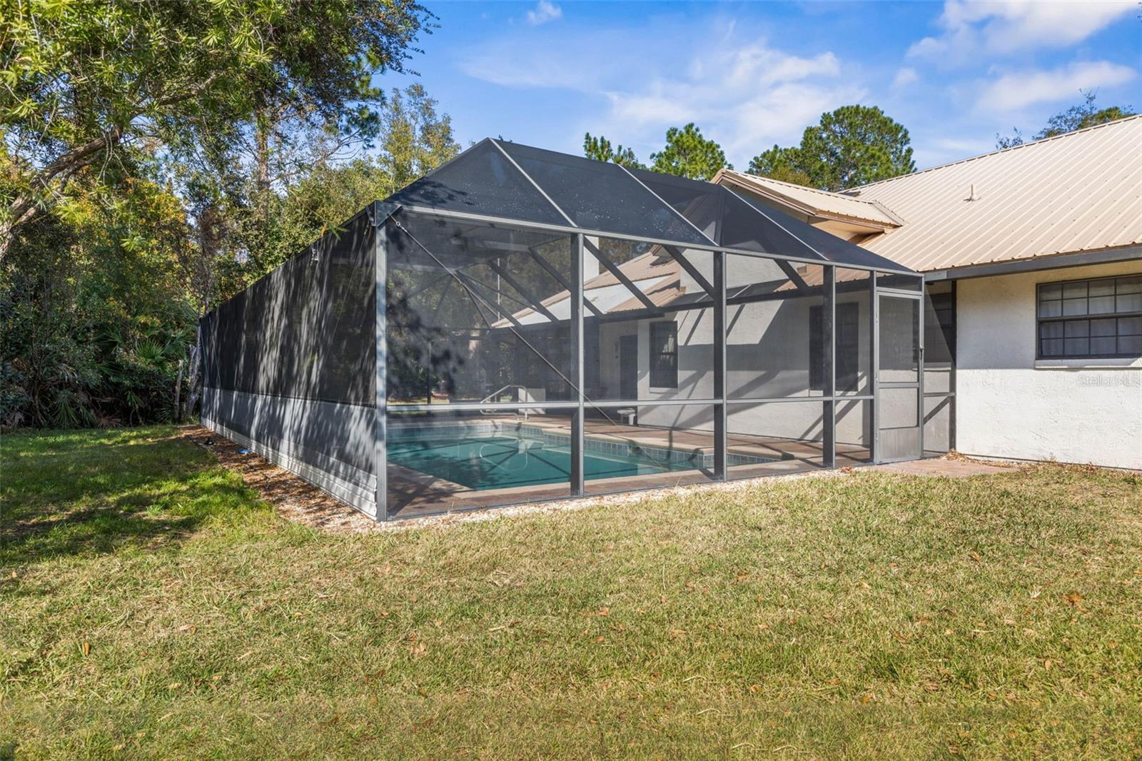 39 BRONSON LN