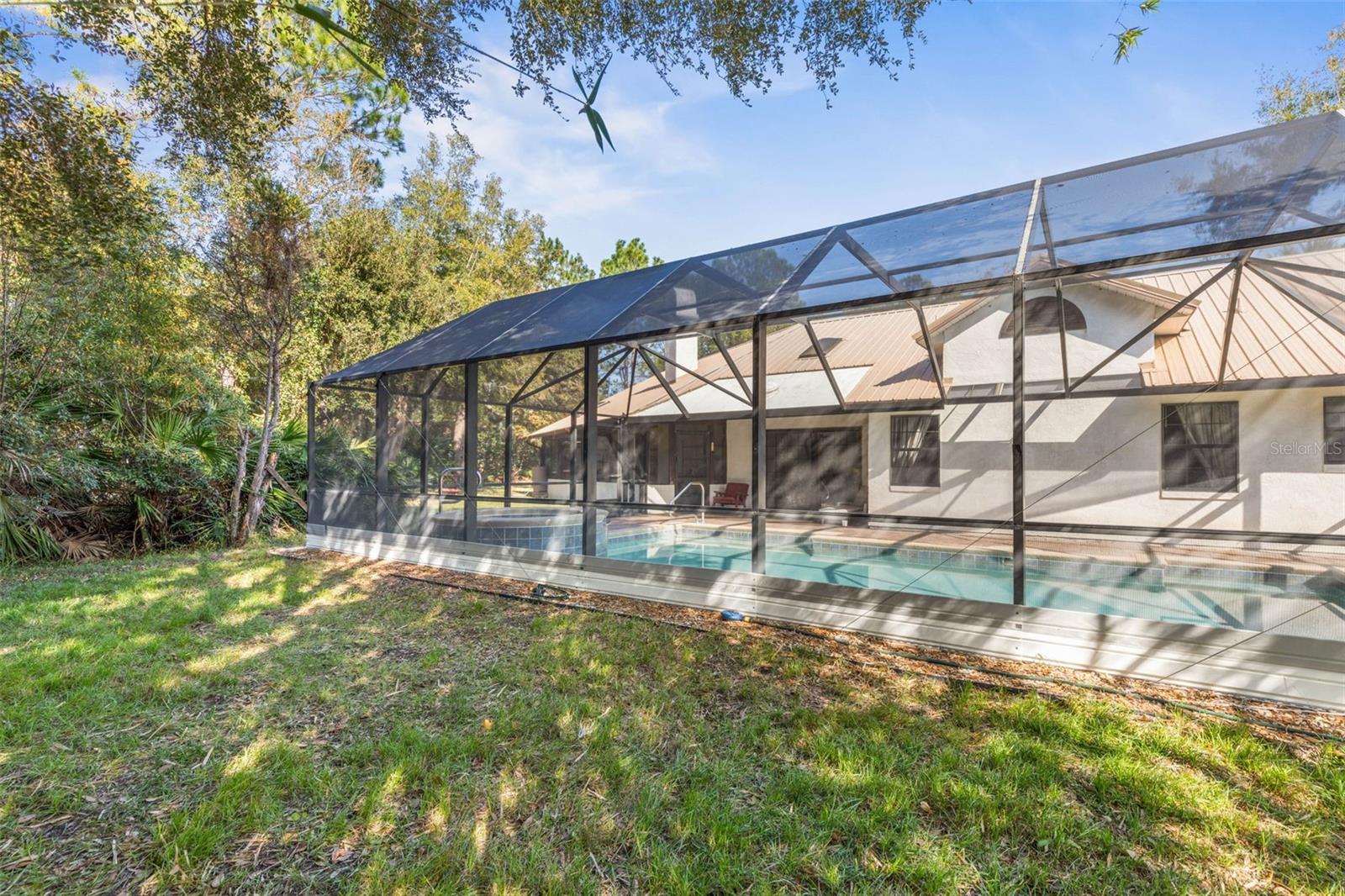 39 BRONSON LN