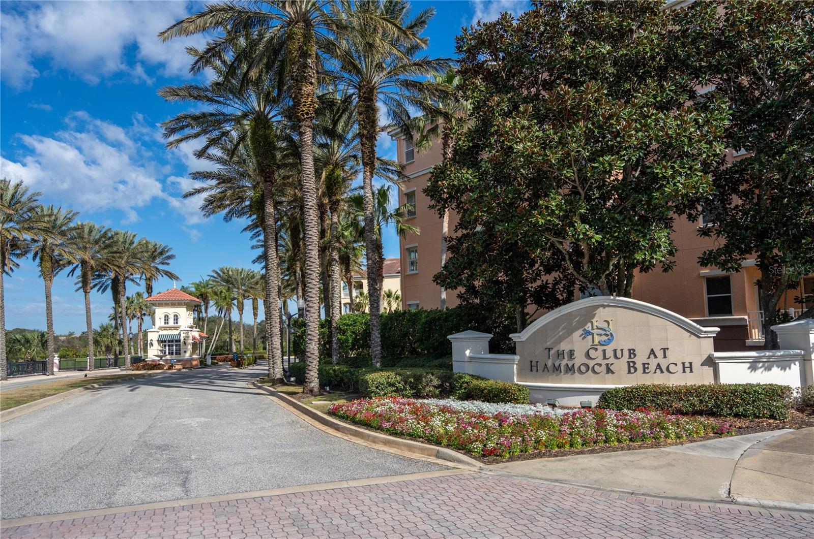 200 OCEAN CREST DR #433