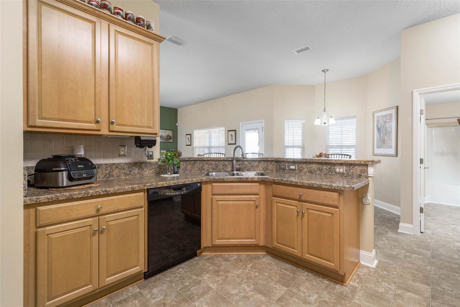 45 PRINCE MICHAEL LN