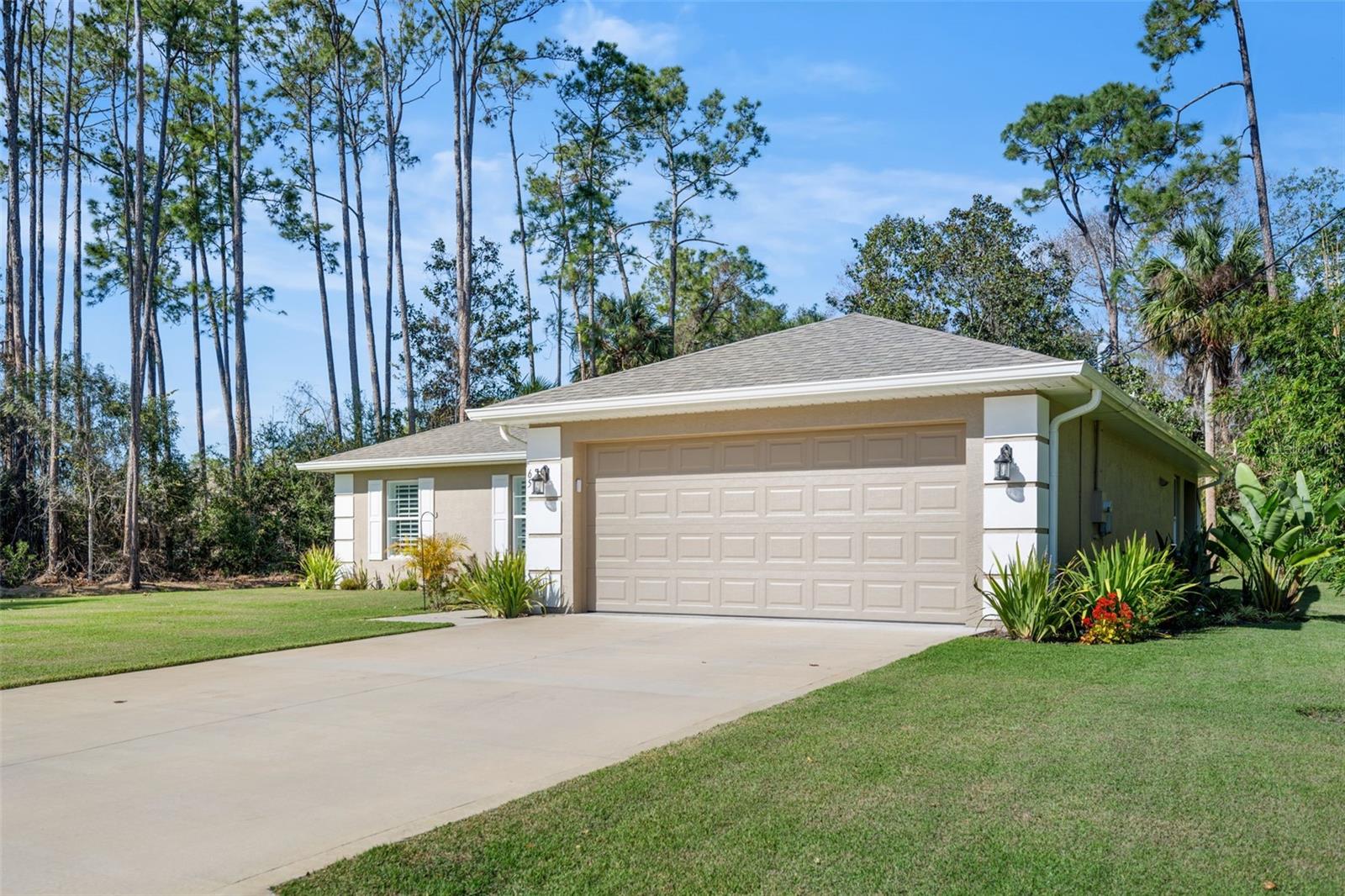 65 FOUNTAIN GATE LN