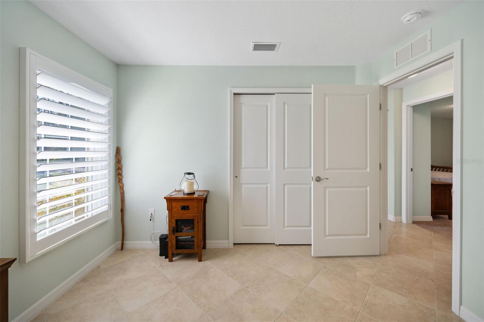 65 FOUNTAIN GATE LN