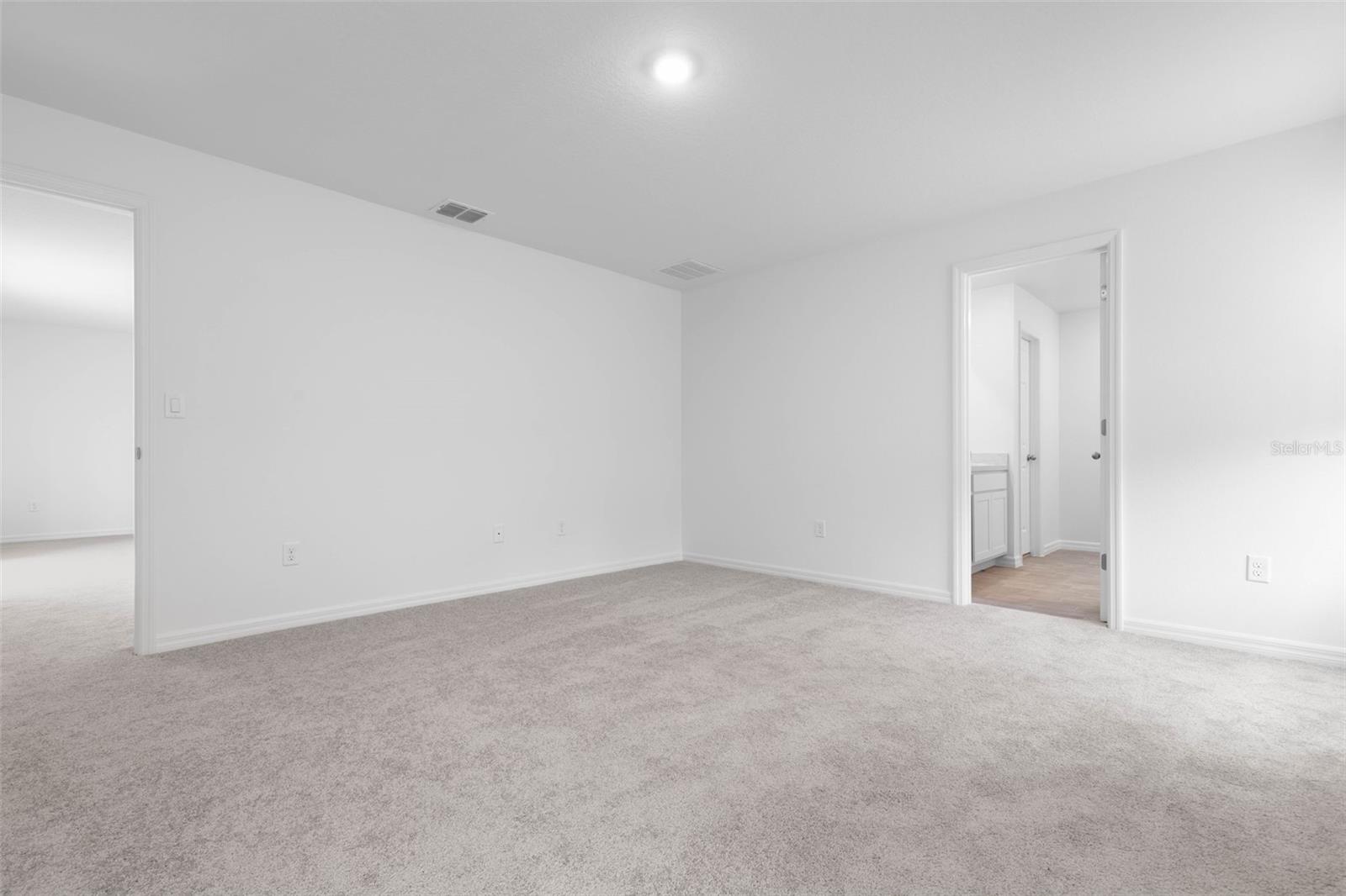 8 SEDGEFIELD PATH N