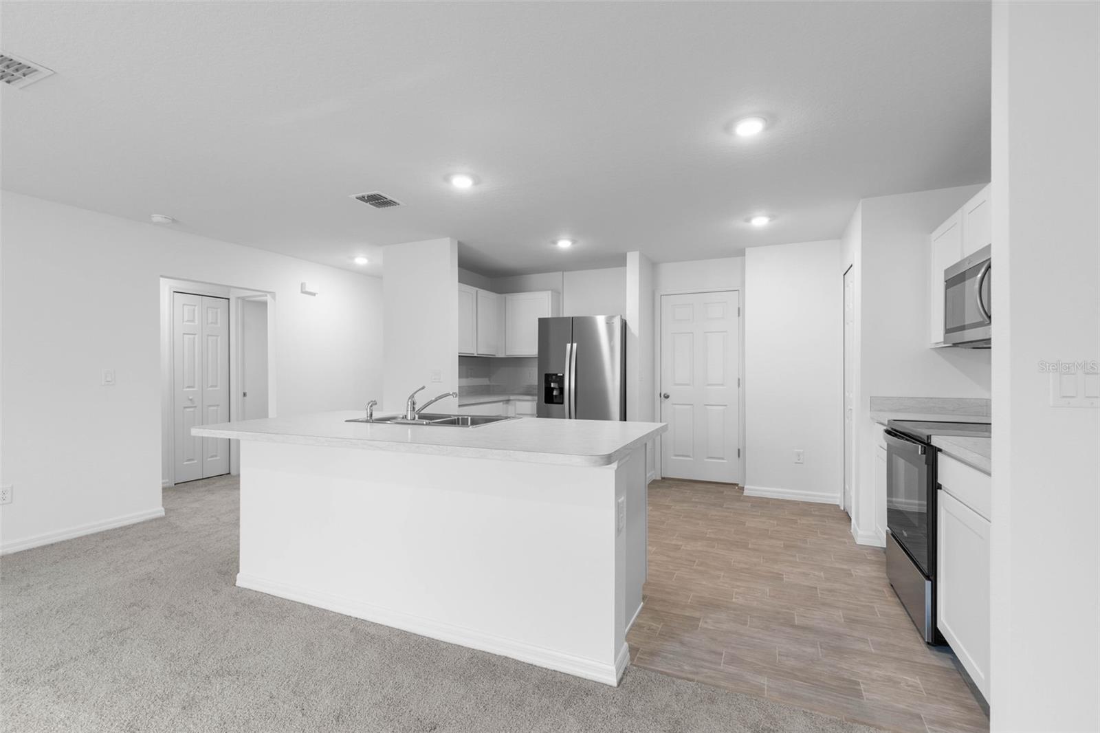 8 SEDGEFIELD PATH N