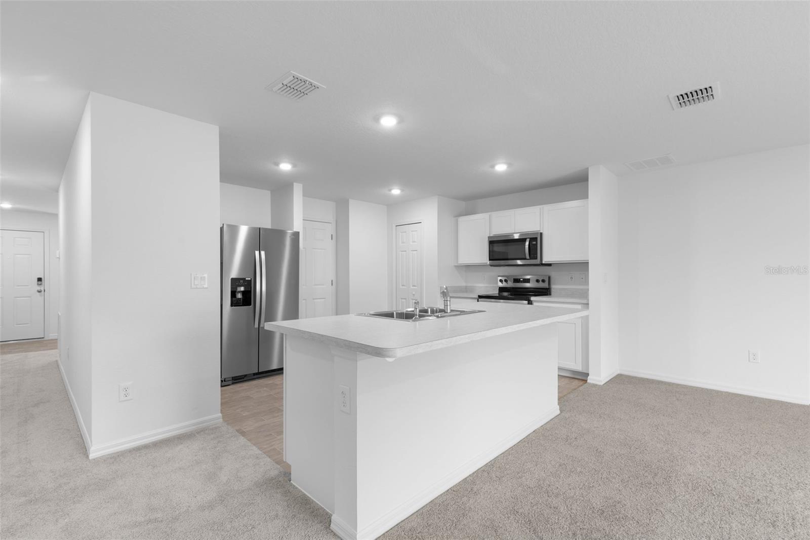 8 SEDGEFIELD PATH N