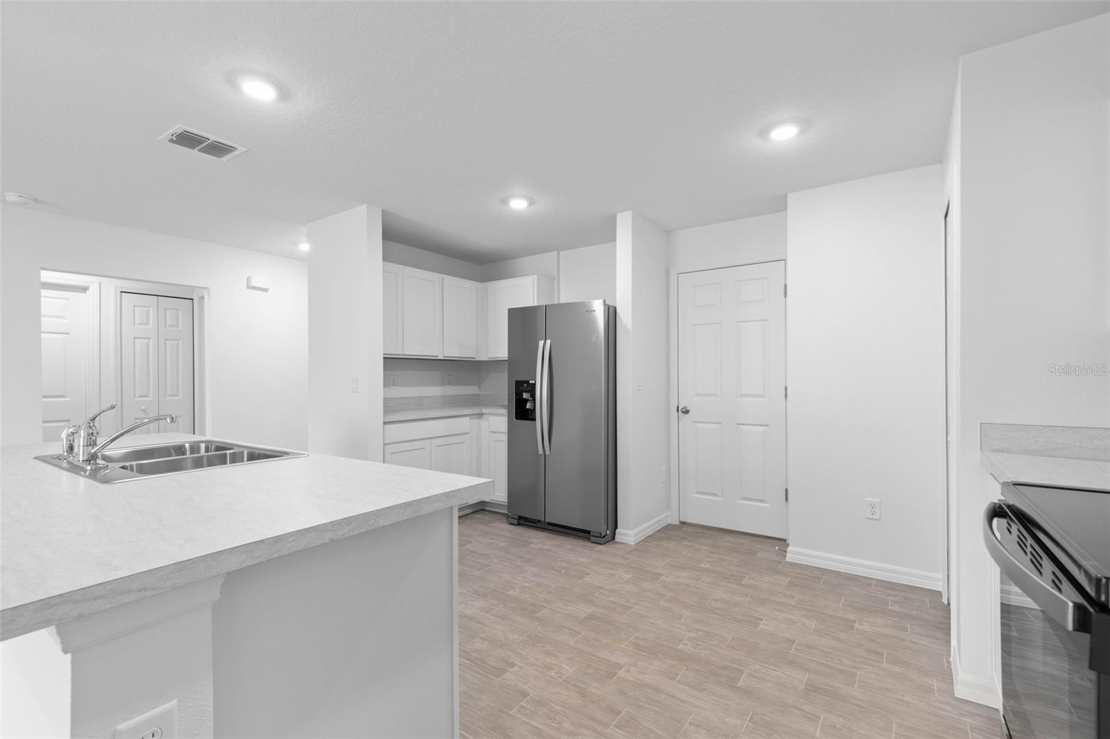 8 SEDGEFIELD PATH N