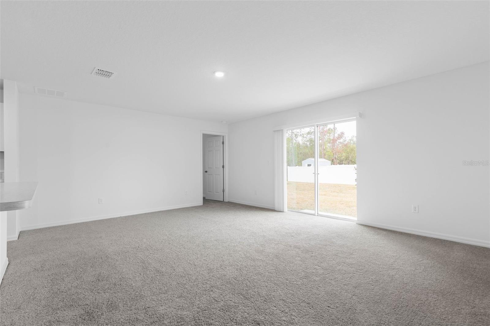 8 SEDGEFIELD PATH N