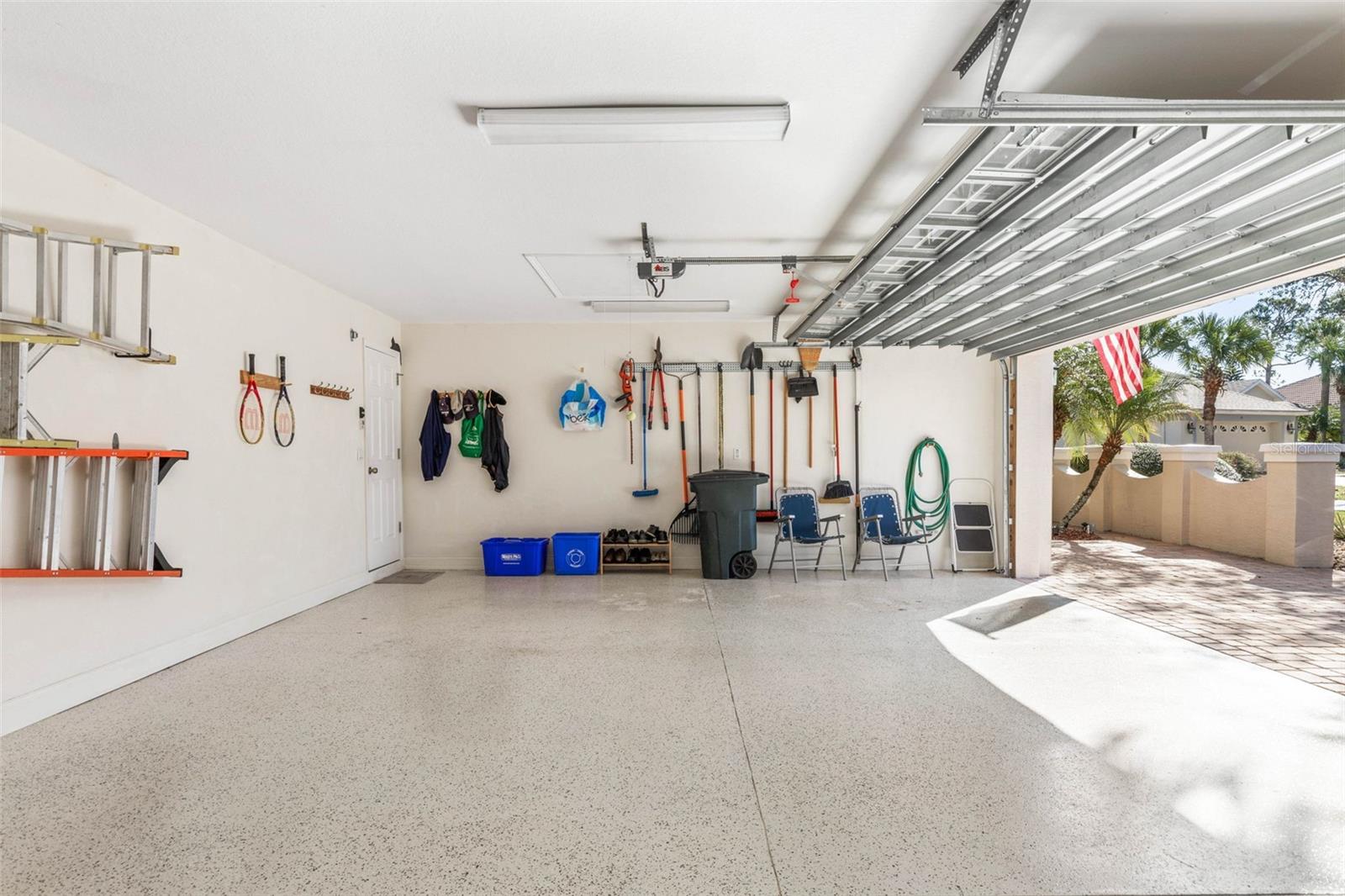 19 GRANDVIEW DR