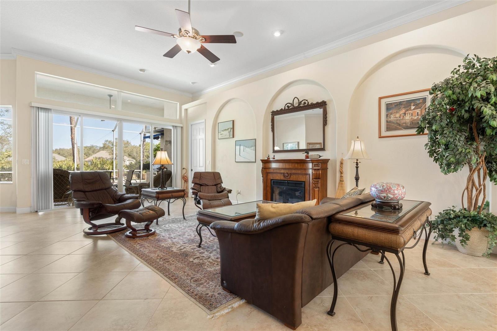 19 GRANDVIEW DR