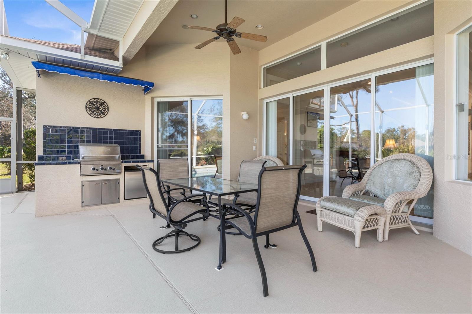 19 GRANDVIEW DR