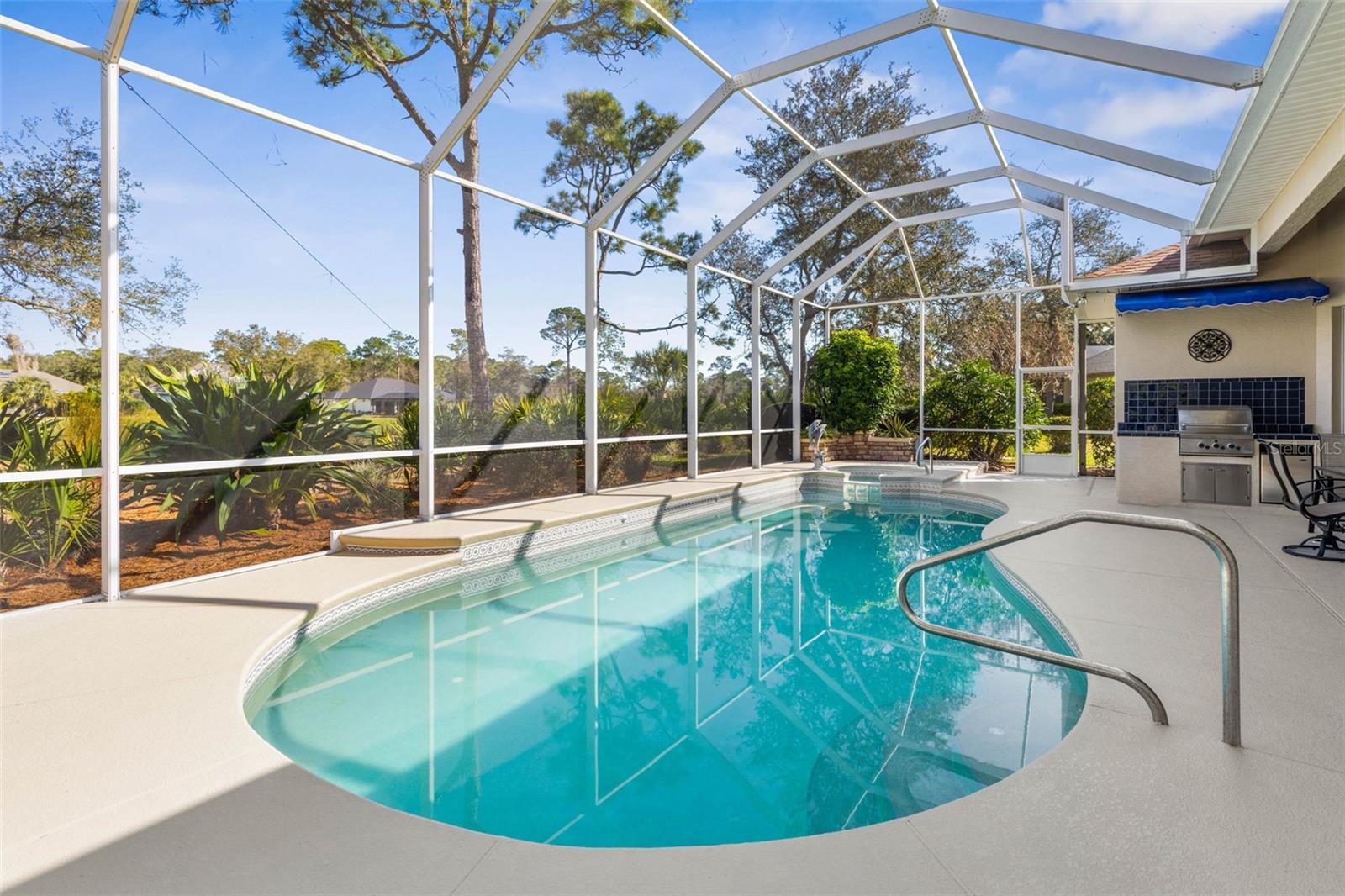 19 GRANDVIEW DR