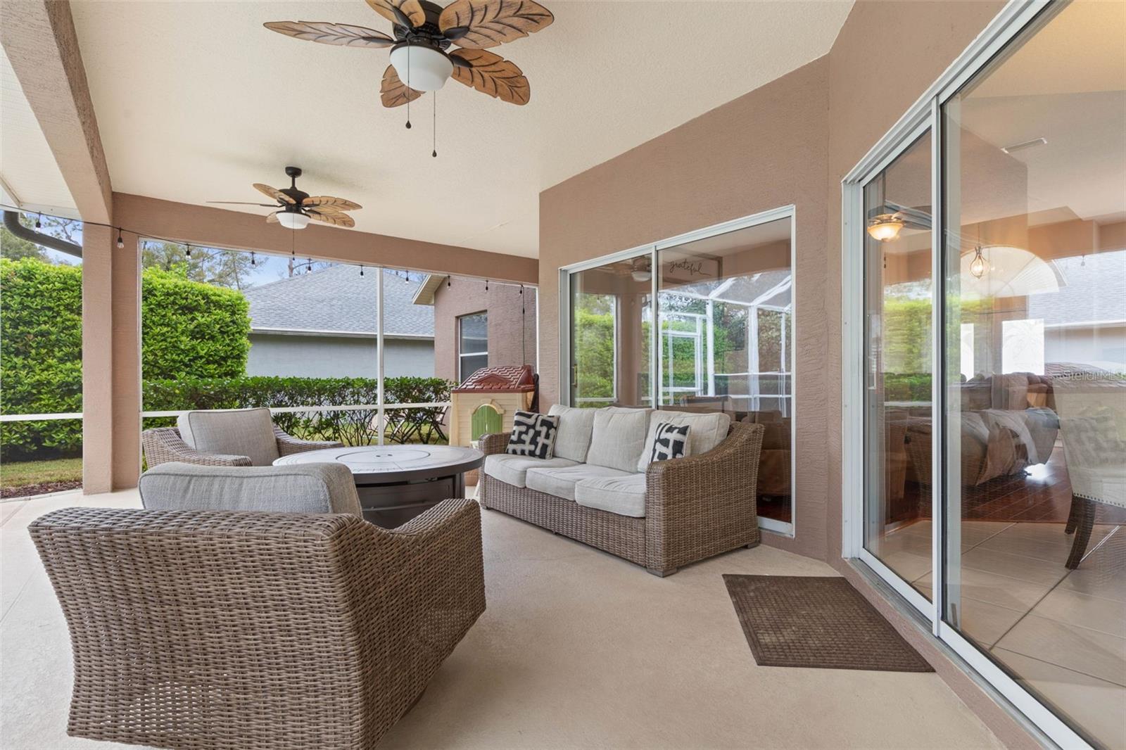 3 ROYAL OAK DR
