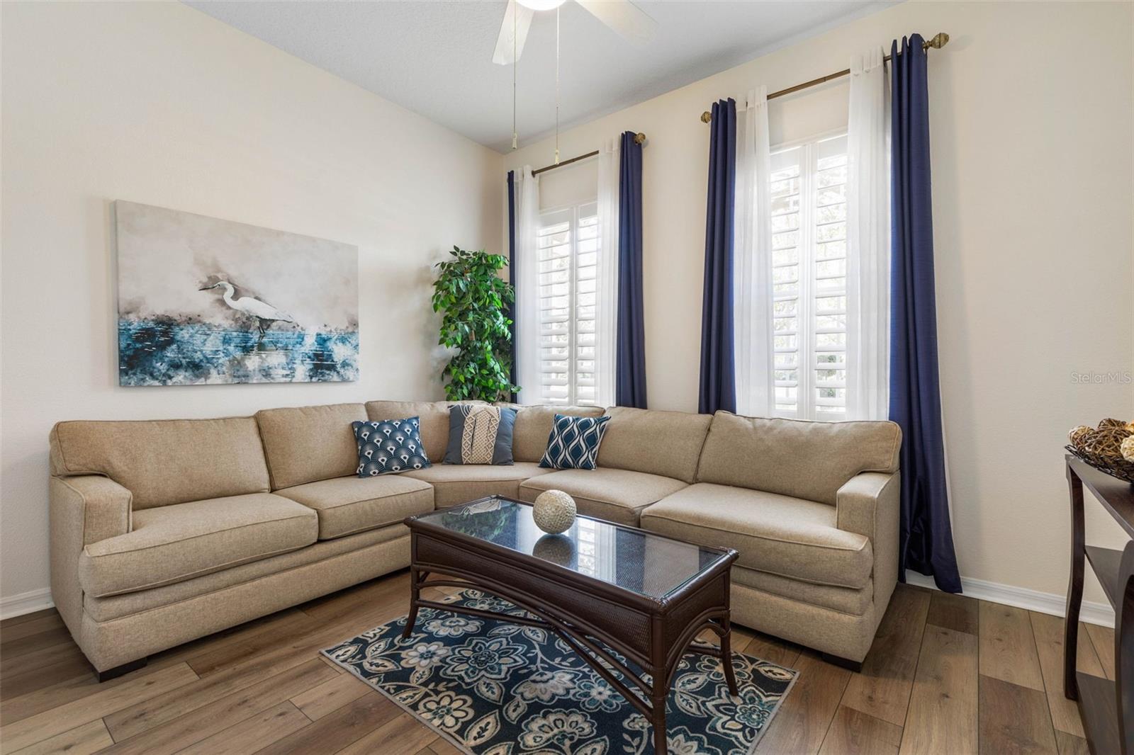 5 CAPTIVA AT LIONSPAW