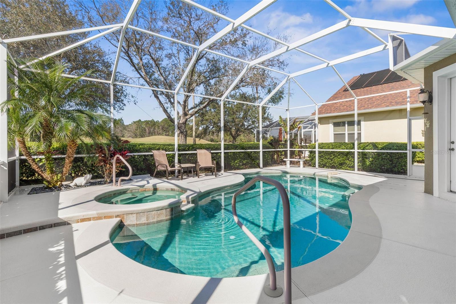 5 CAPTIVA AT LIONSPAW