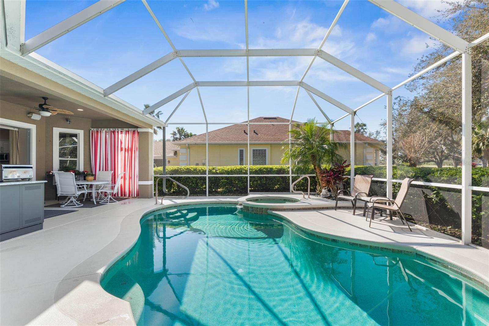 5 CAPTIVA AT LIONSPAW