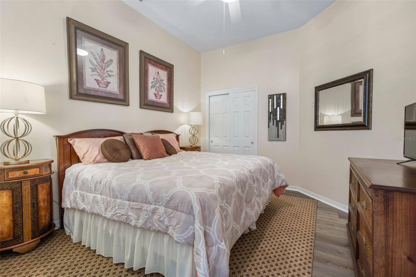 5 CAPTIVA AT LIONSPAW