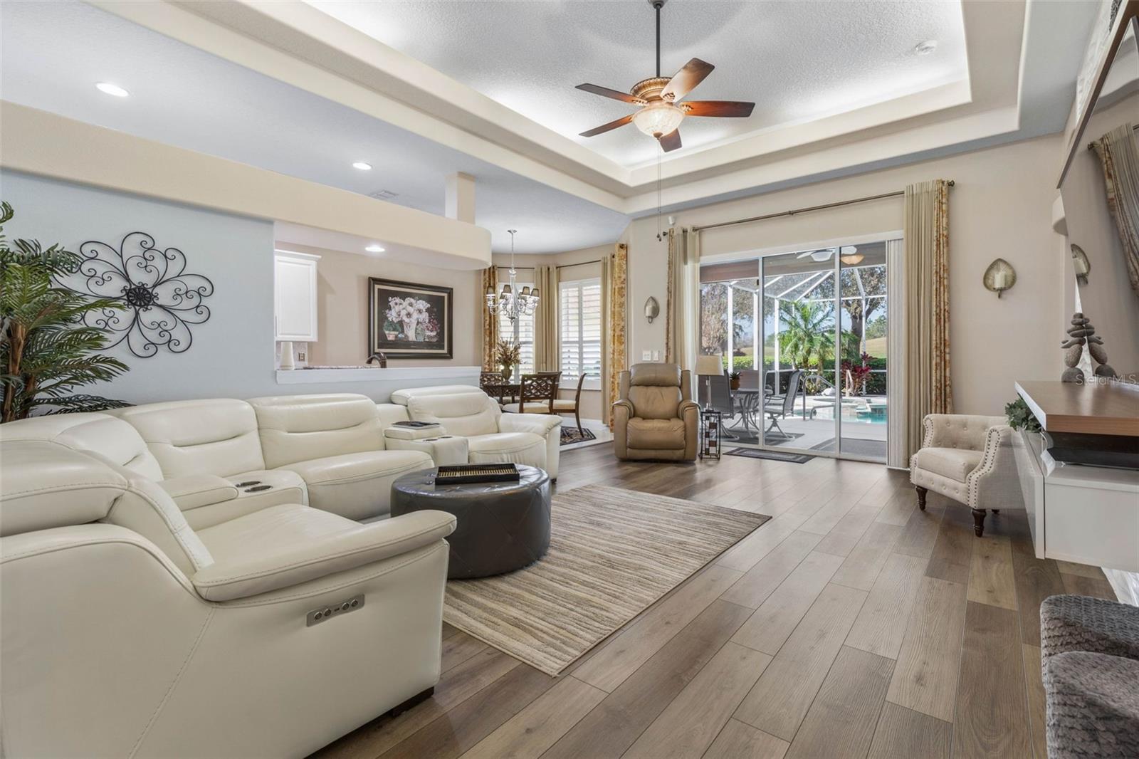 5 CAPTIVA AT LIONSPAW