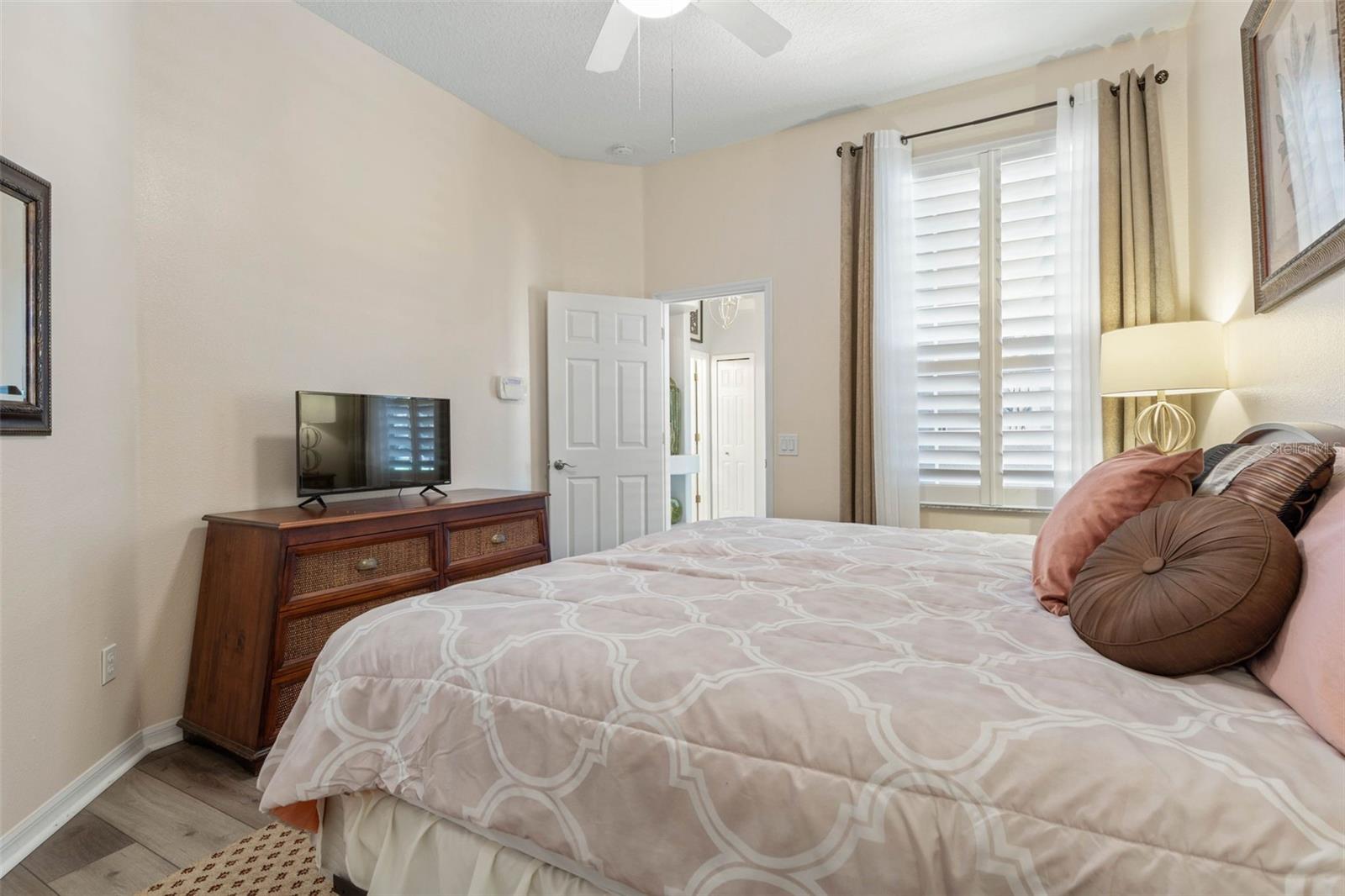 5 CAPTIVA AT LIONSPAW