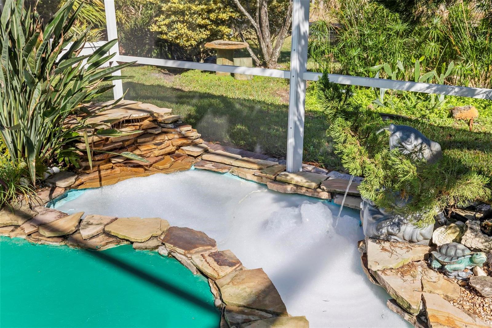 20 ETHAN ALLEN DR