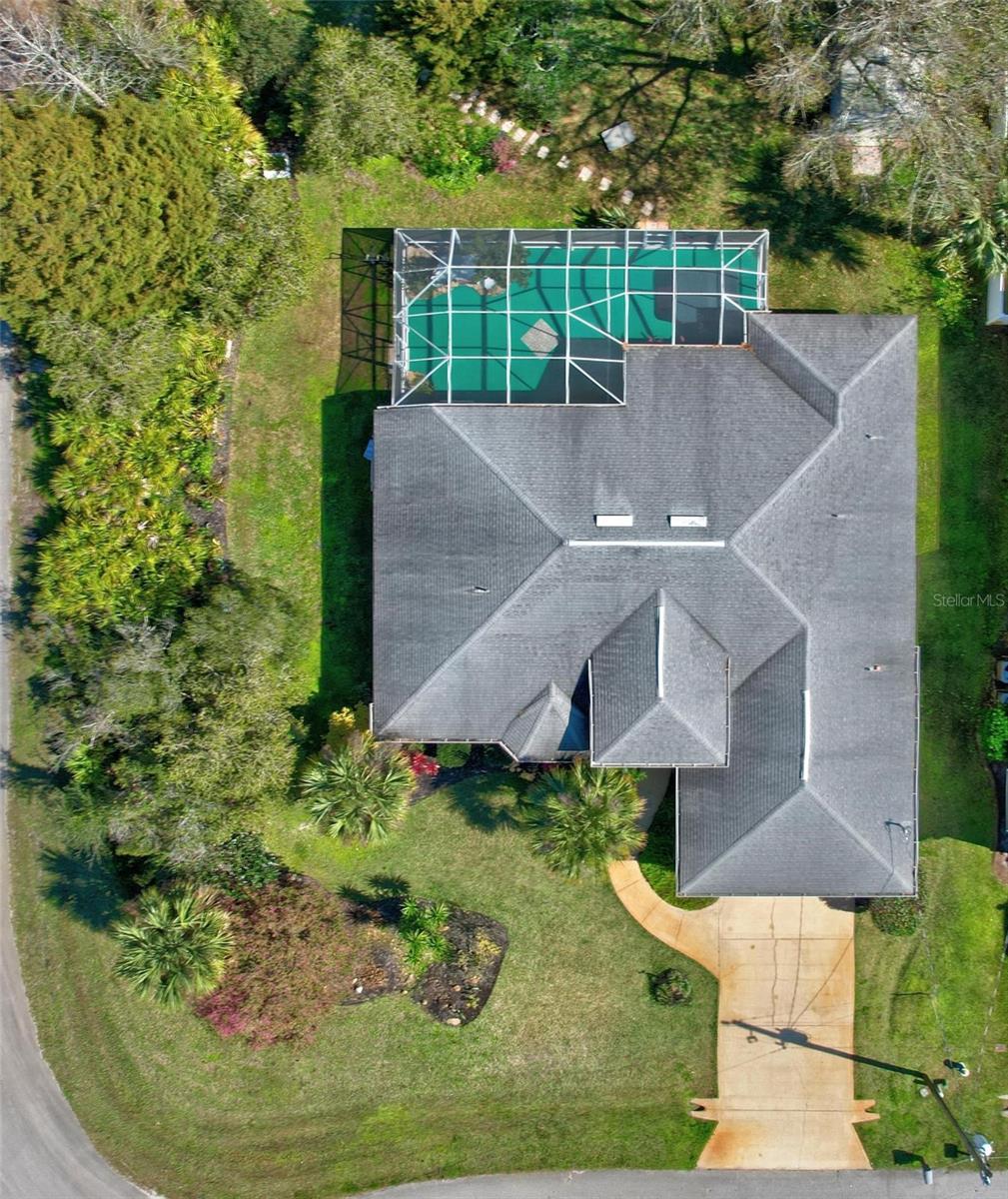20 ETHAN ALLEN DR