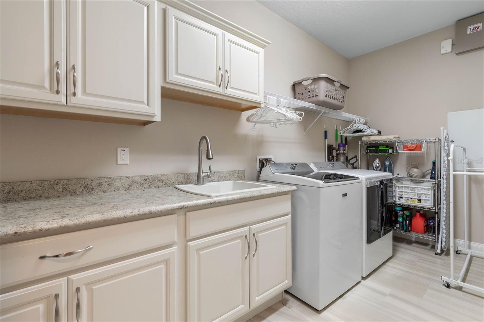 187 WILLOW OAK WAY
