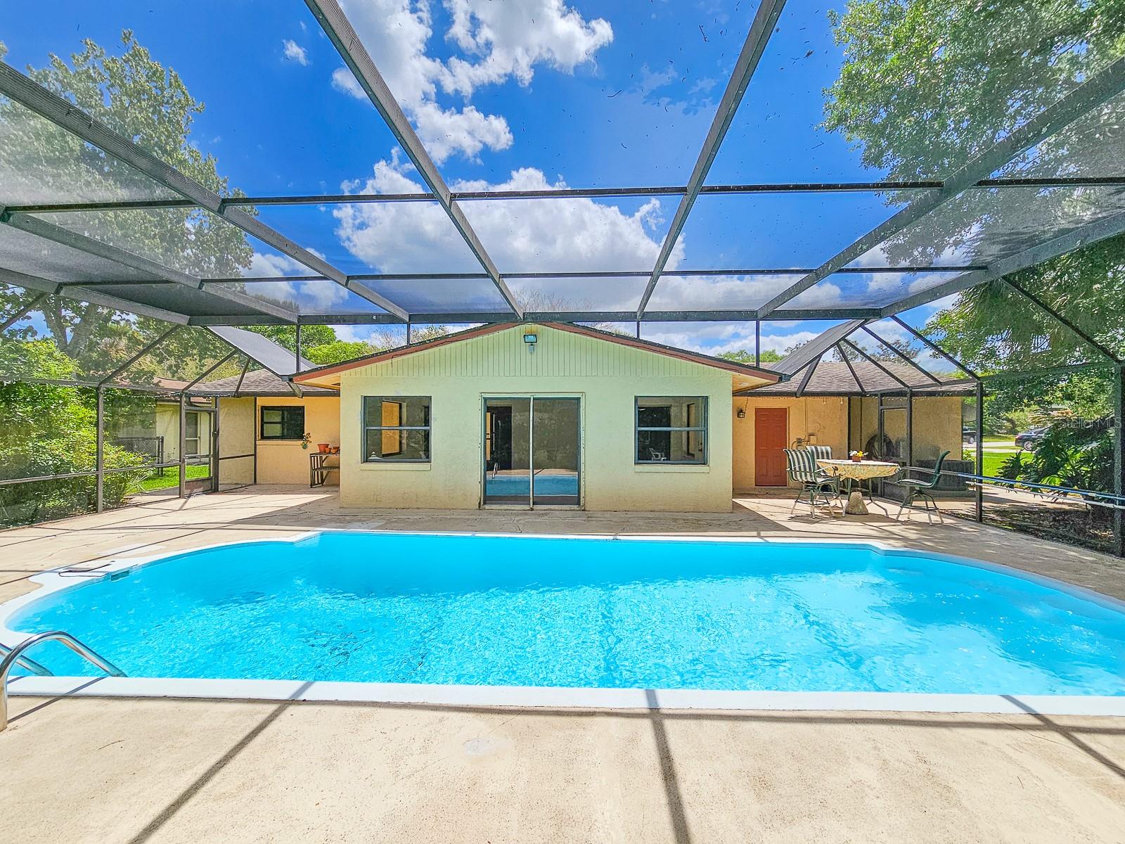 83 FARRAGUT DR