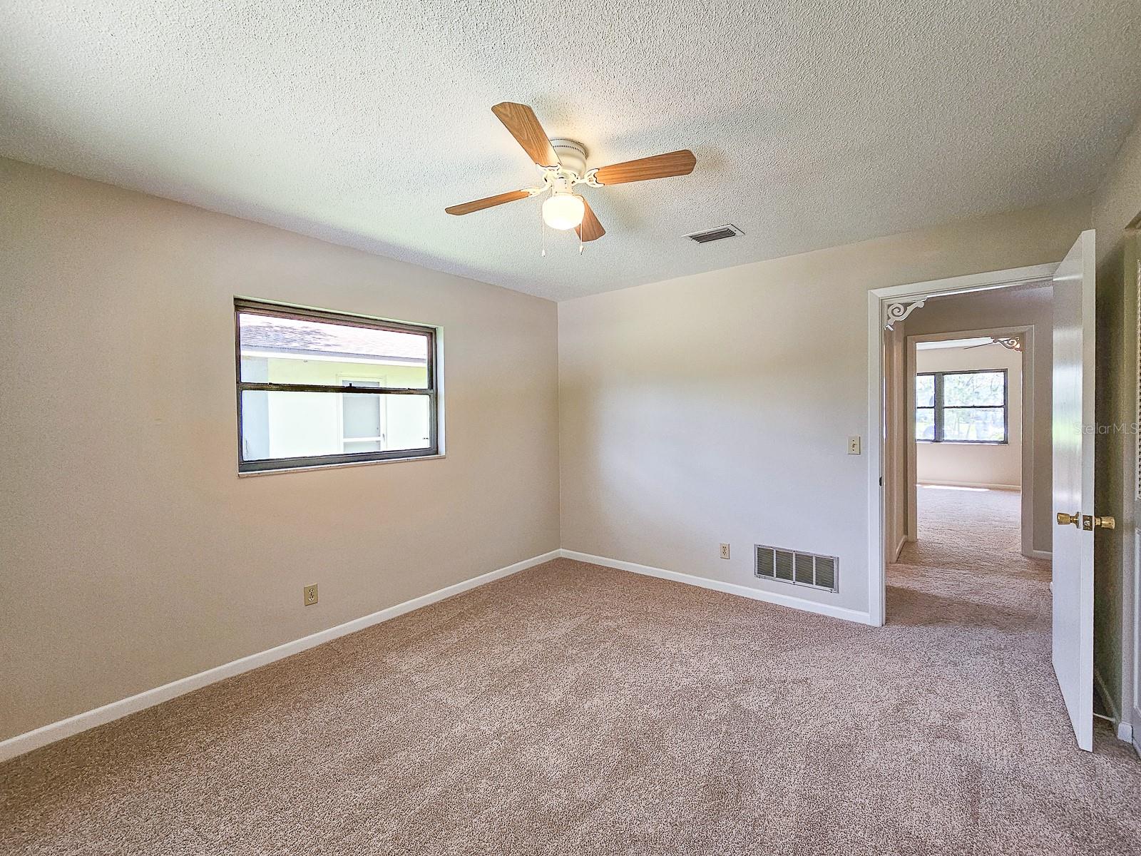 83 FARRAGUT DR