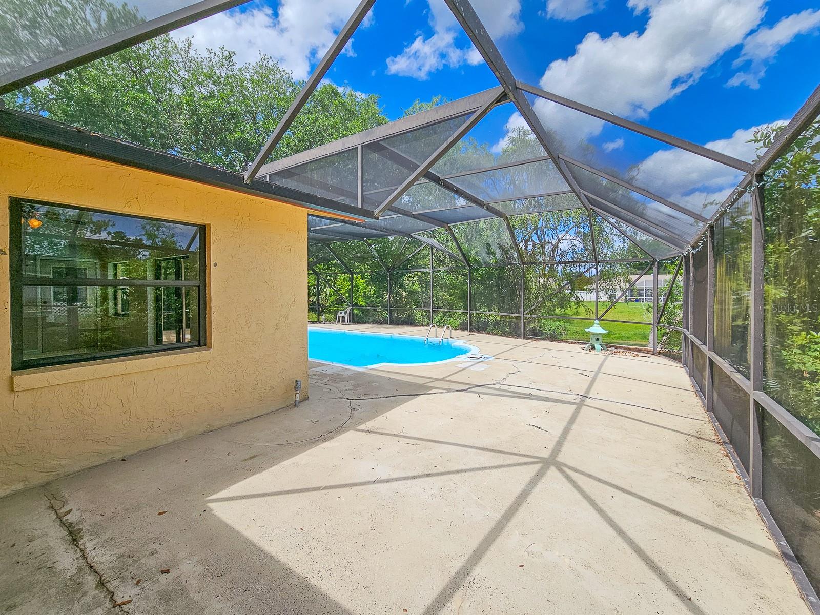 83 FARRAGUT DR