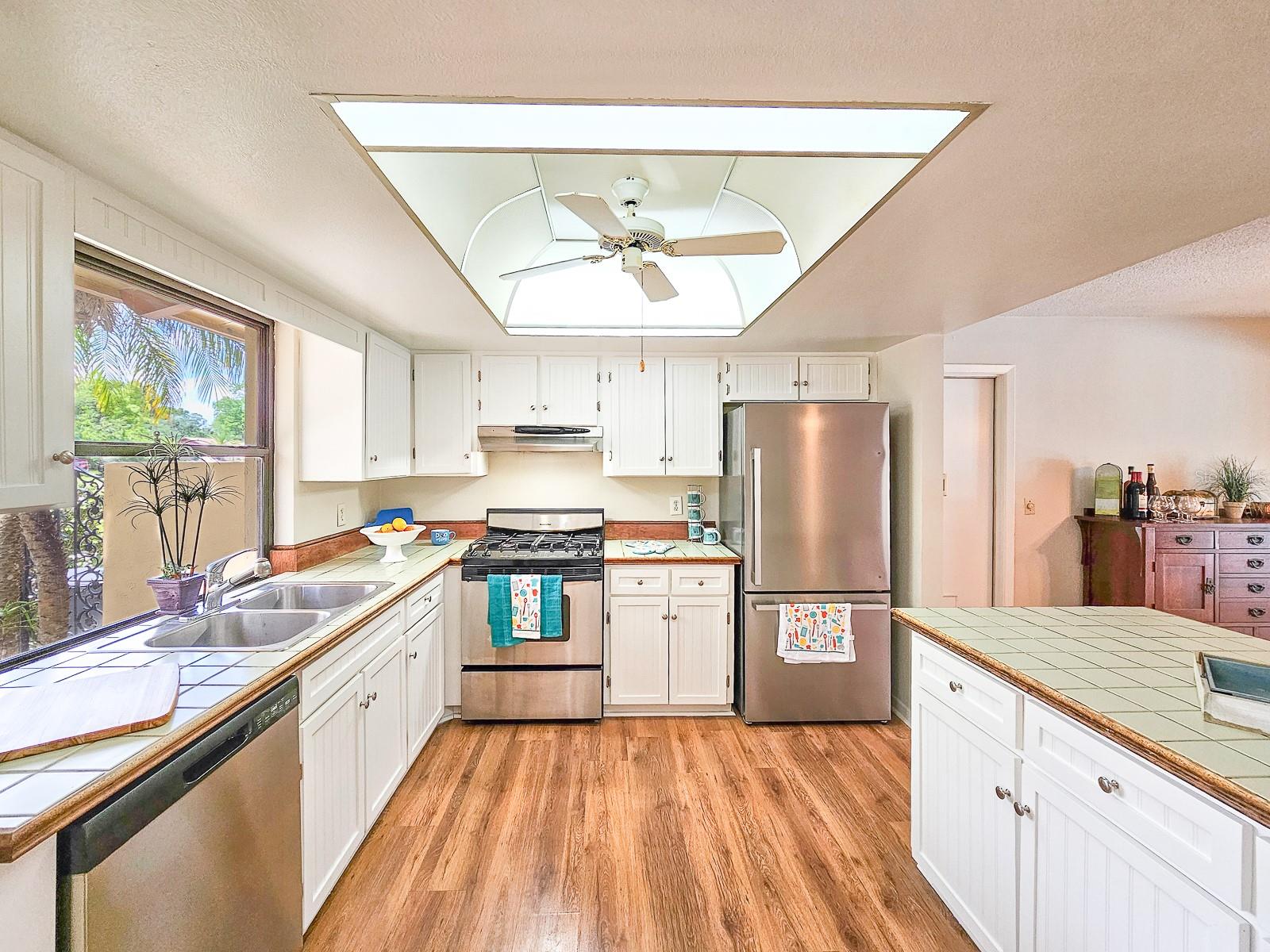 83 FARRAGUT DR