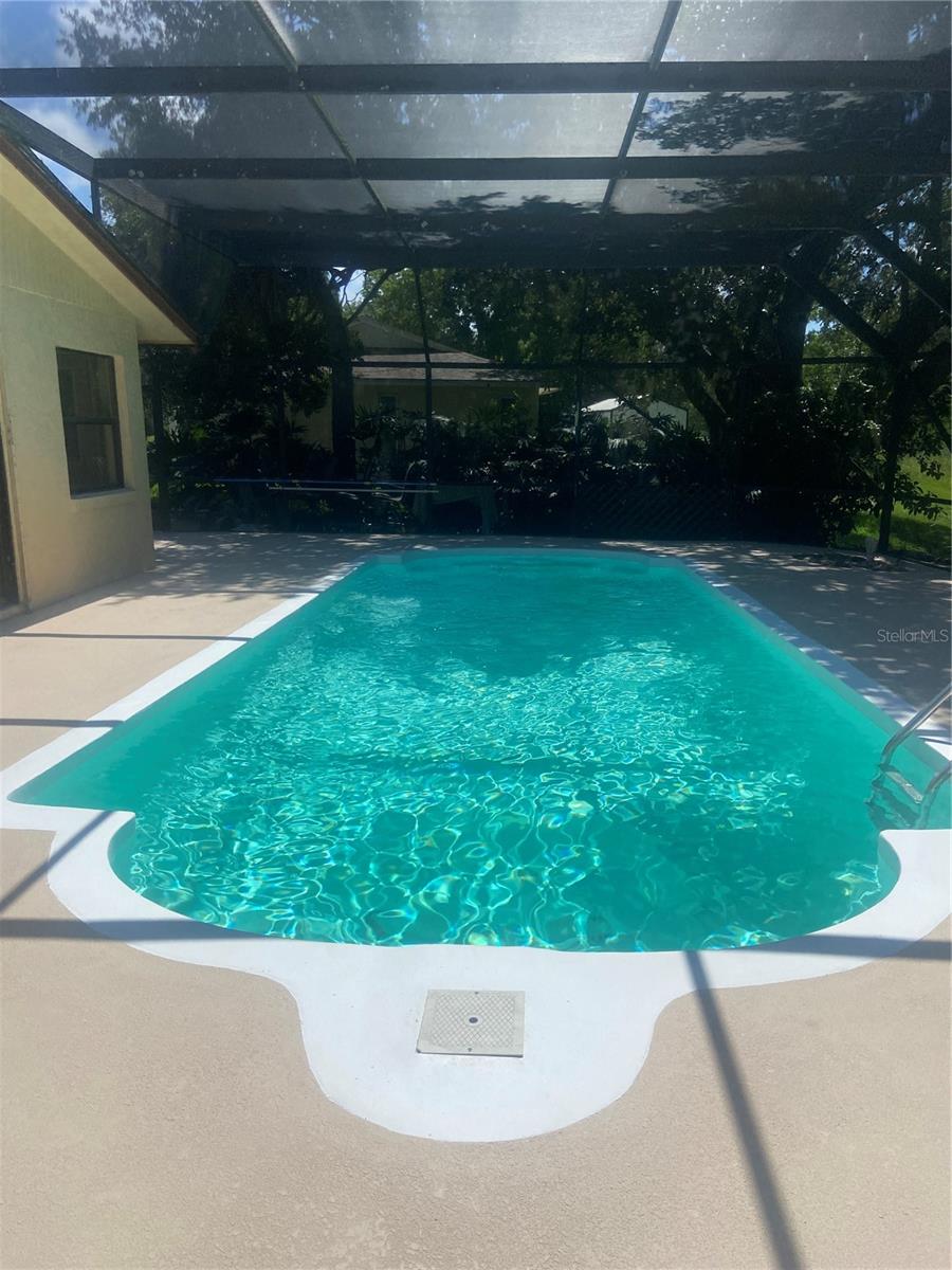 83 FARRAGUT DR