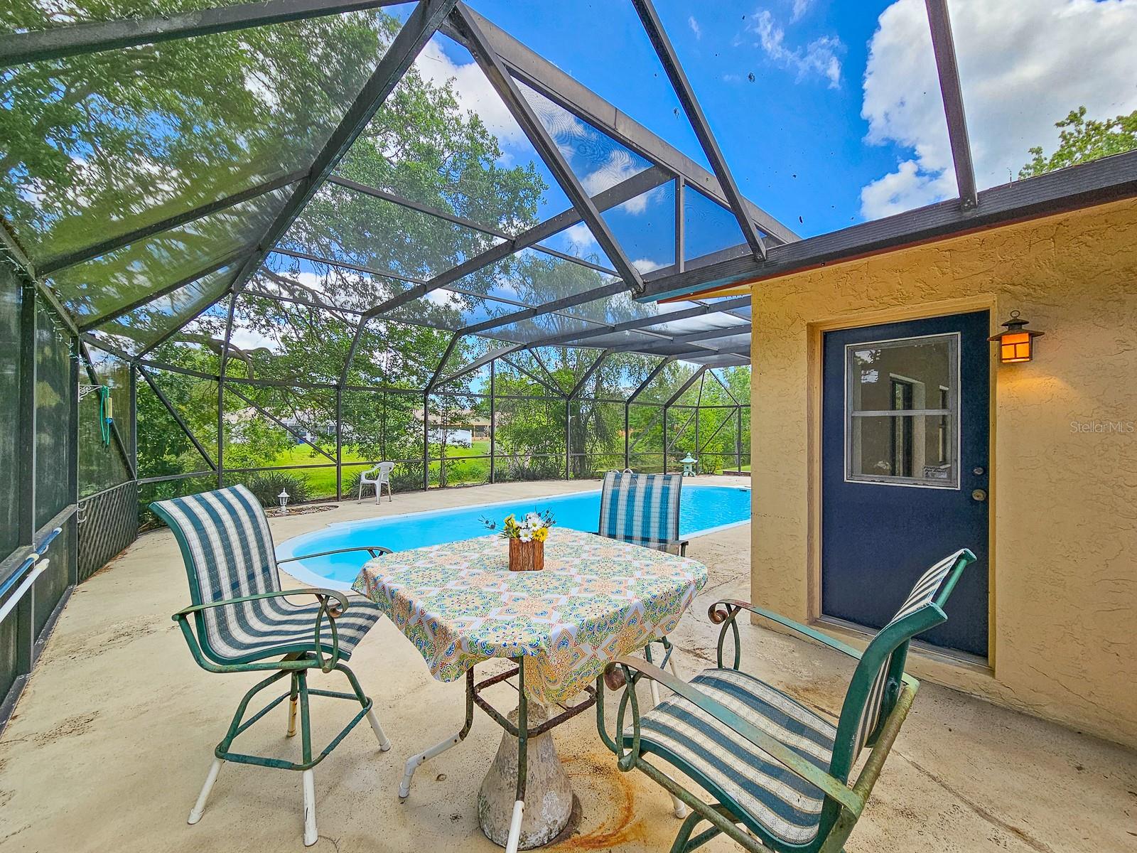 83 FARRAGUT DR
