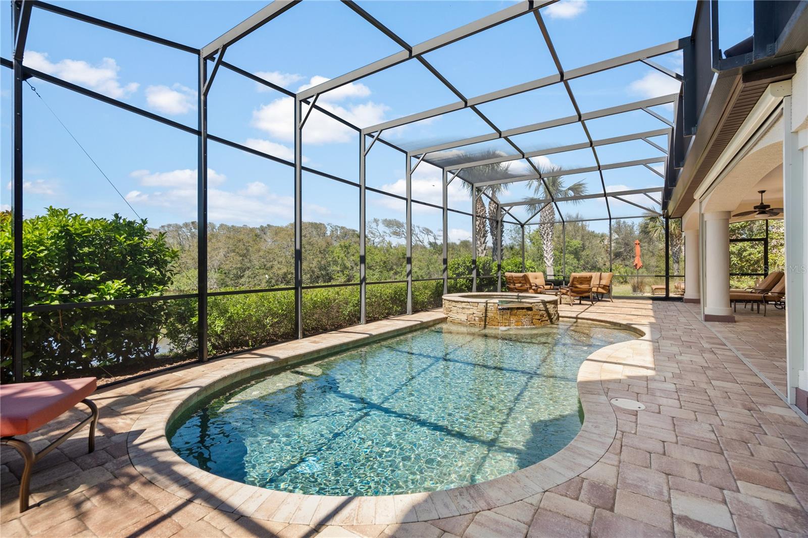 88 HAMMOCK BEACH CIRCLE N