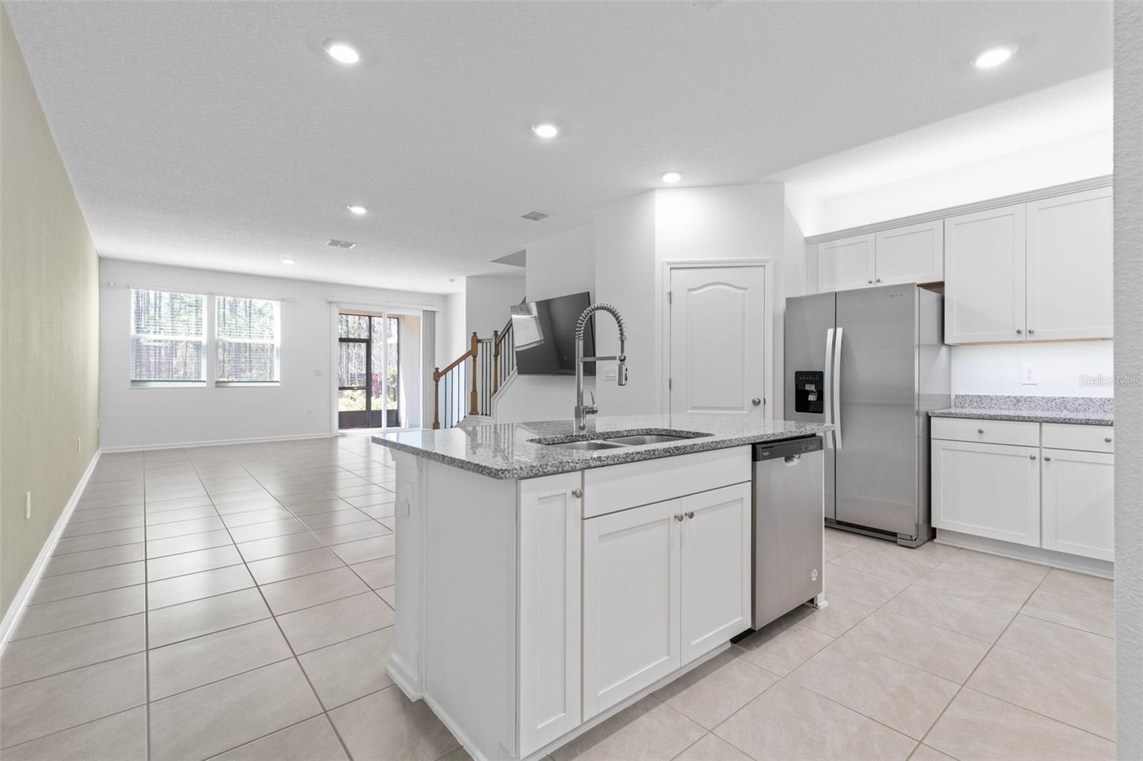 32 REDBUD RD