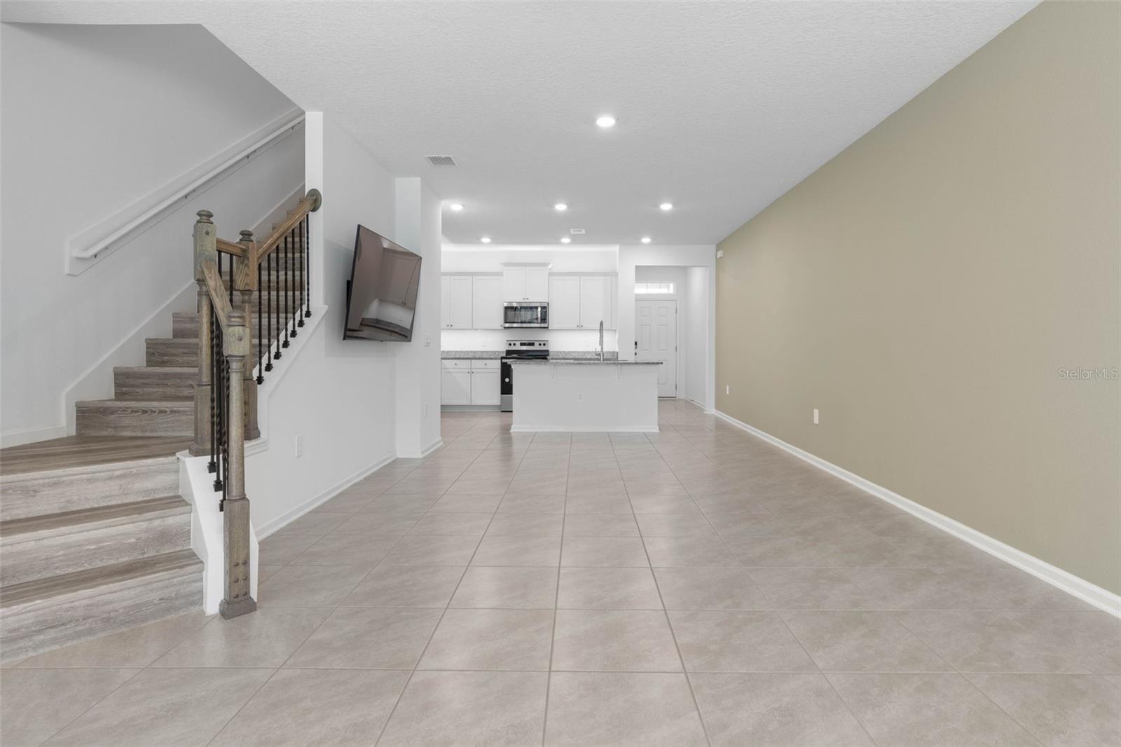 32 REDBUD RD