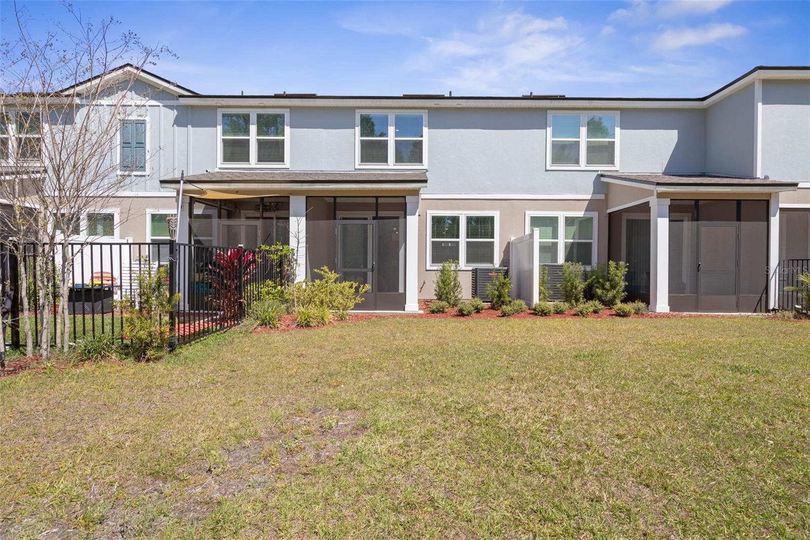 32 REDBUD RD