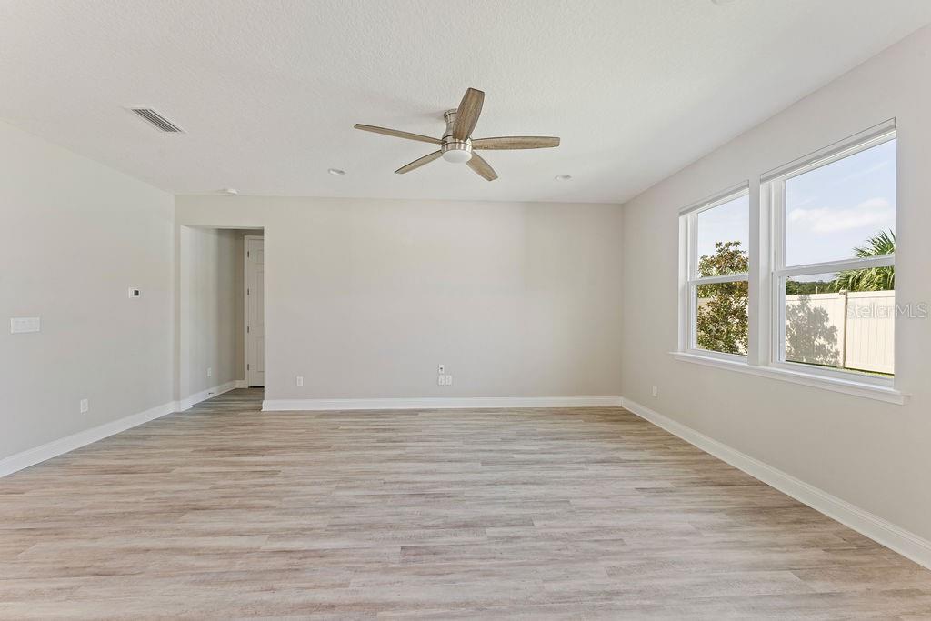 68 LOS LAGOS BLVD