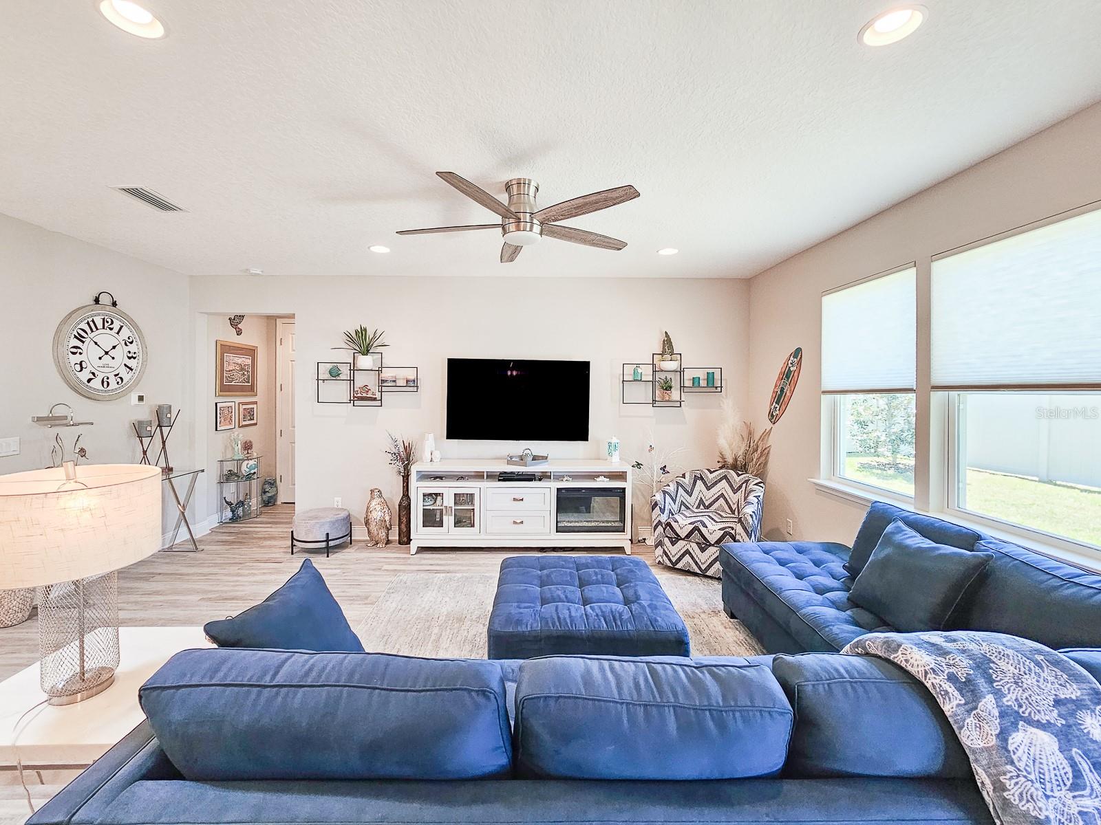 68 LOS LAGOS BLVD