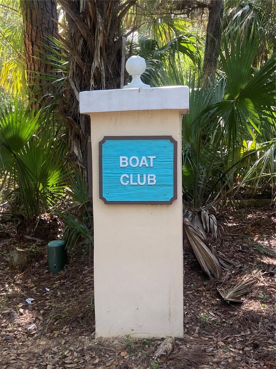 68 LOS LAGOS BLVD