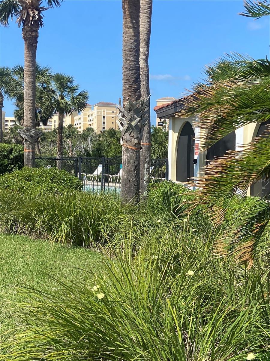 68 LOS LAGOS BLVD