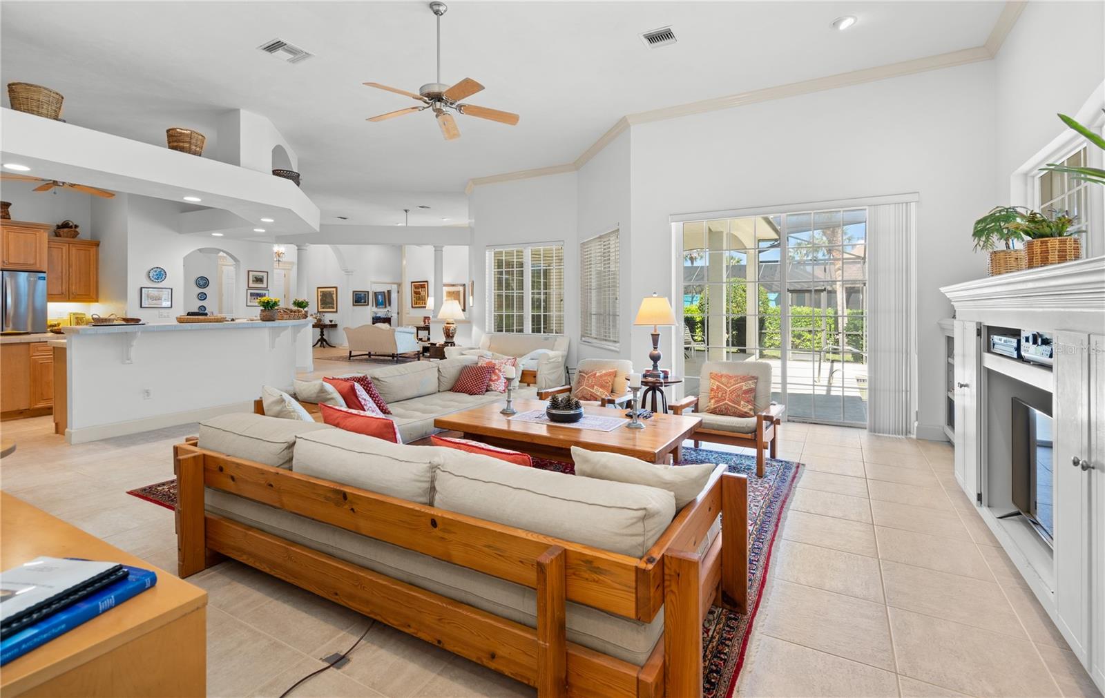 101 ISLAND ESTATES PKWY
