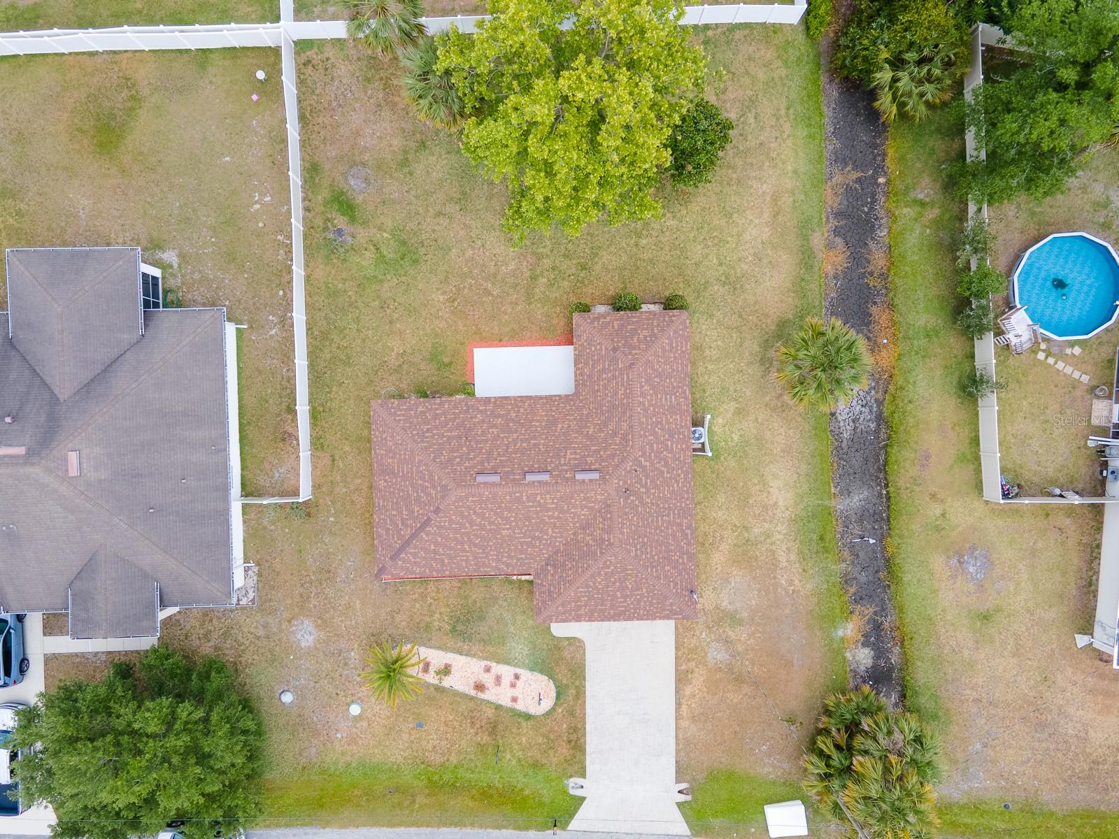 18 WHEATFIELD DR