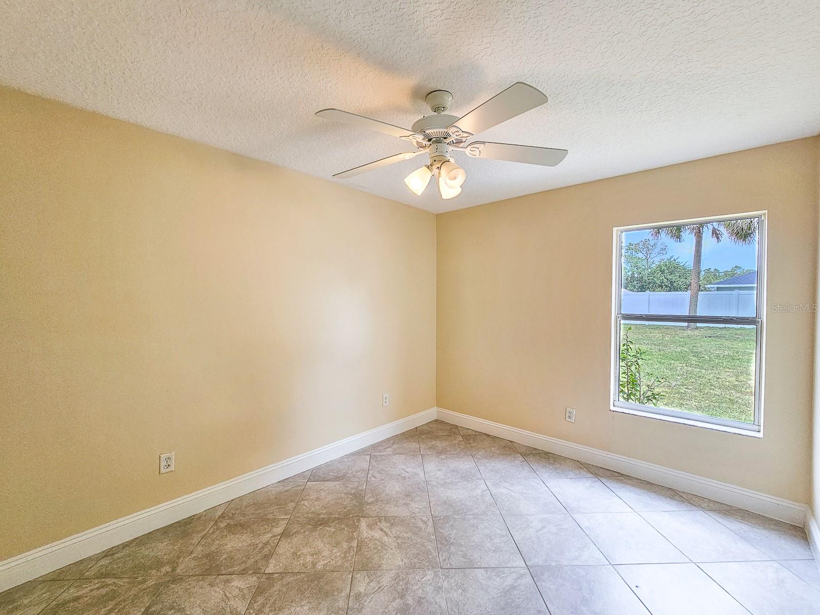 18 WHEATFIELD DR