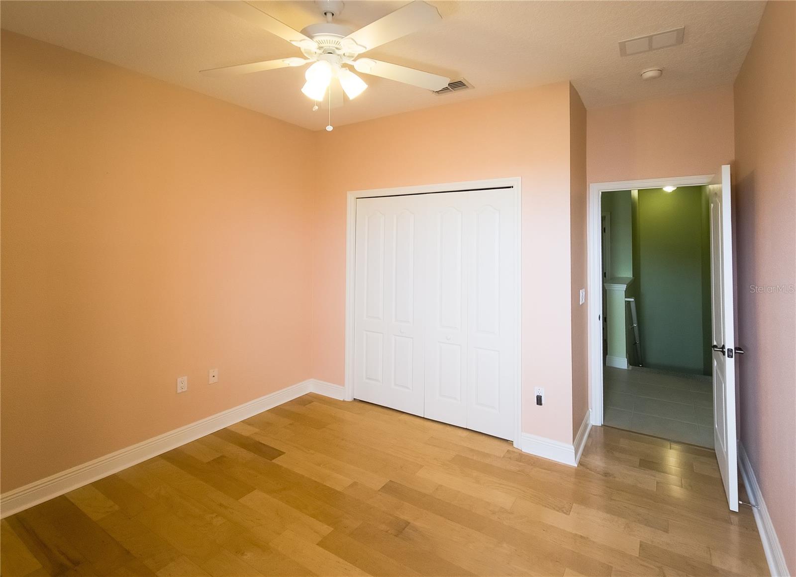 190 RIVERVIEW BND S #1023