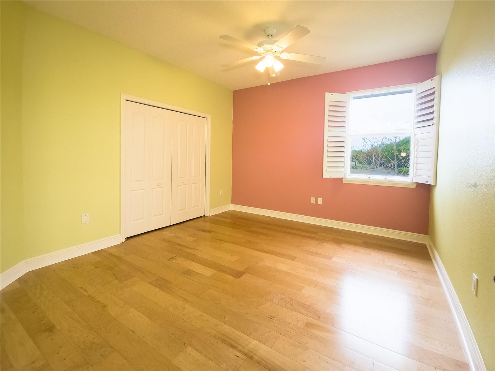 190 RIVERVIEW BND S #1023