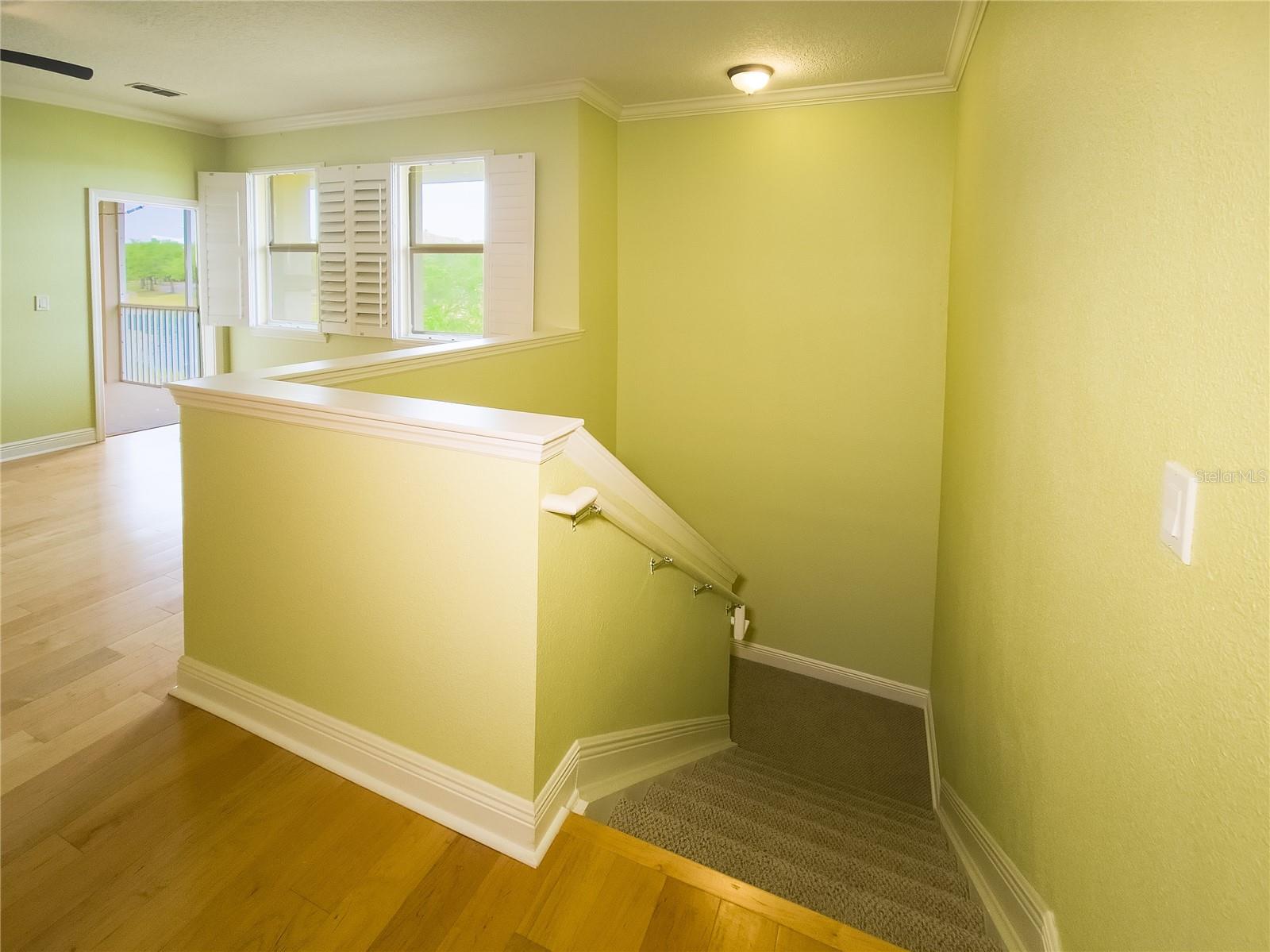 190 RIVERVIEW BND S #1023