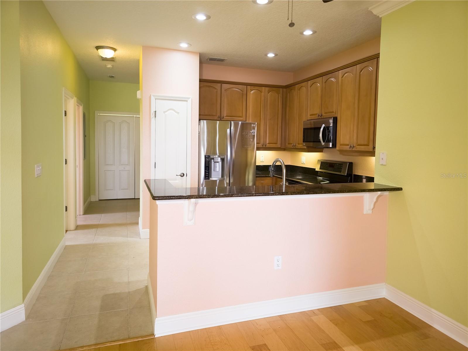 190 RIVERVIEW BND S #1023