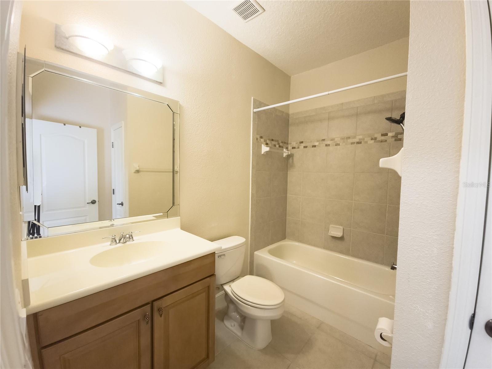 190 RIVERVIEW BND S #1023