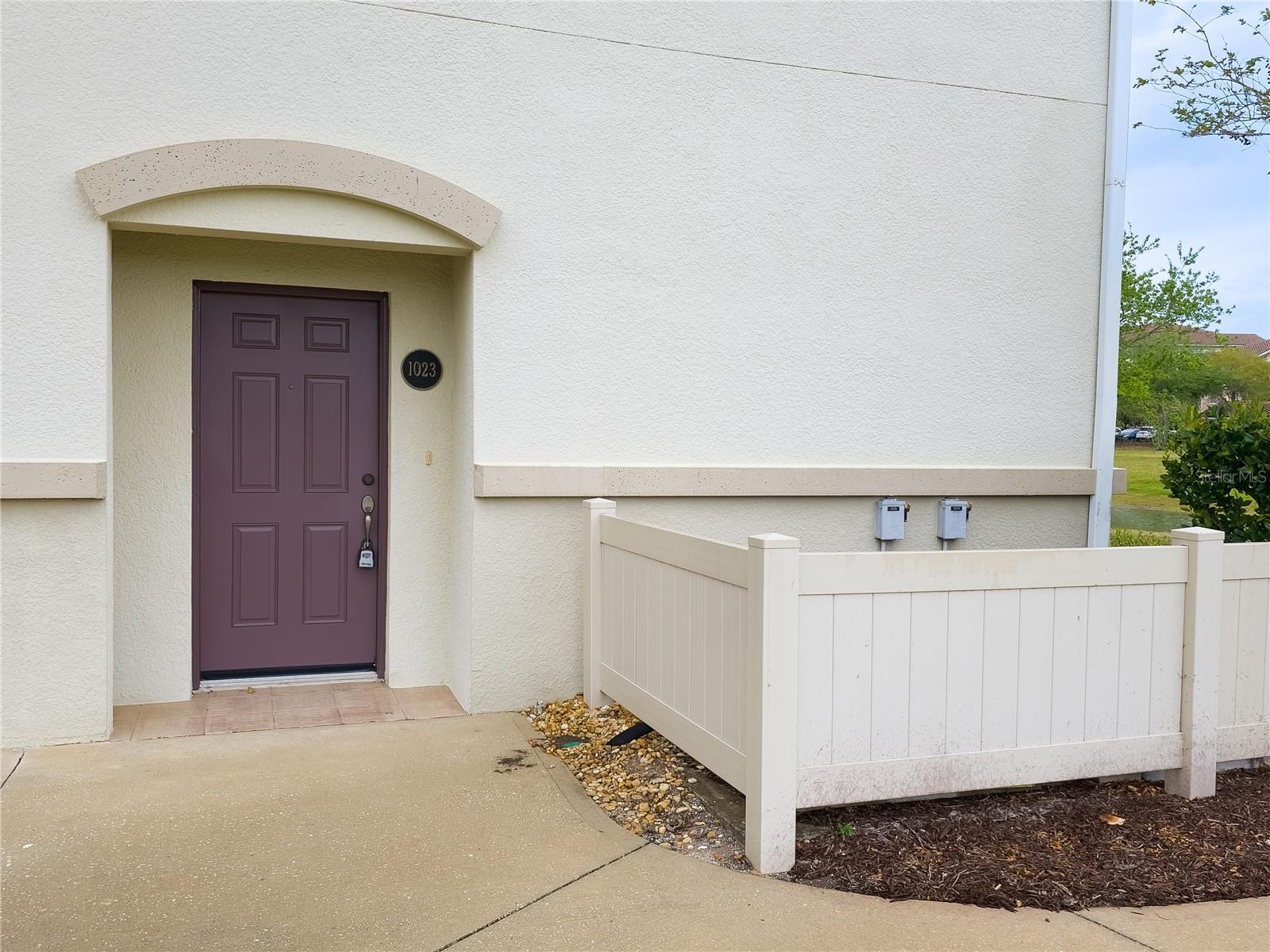 190 RIVERVIEW BND S #1023